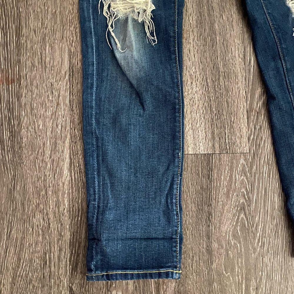 7 For All Mankind Relaxed Skinny Medium Wash Mid Rise Ripped Jeans Size 25” - Picture 4 of 12